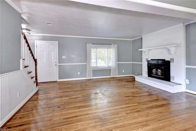 105 Glenn CV, Seaford, VA 23696