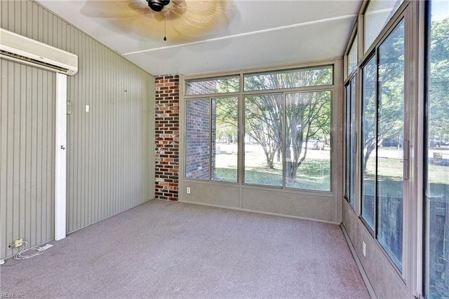 105 Glenn CV, Seaford, VA 23696
