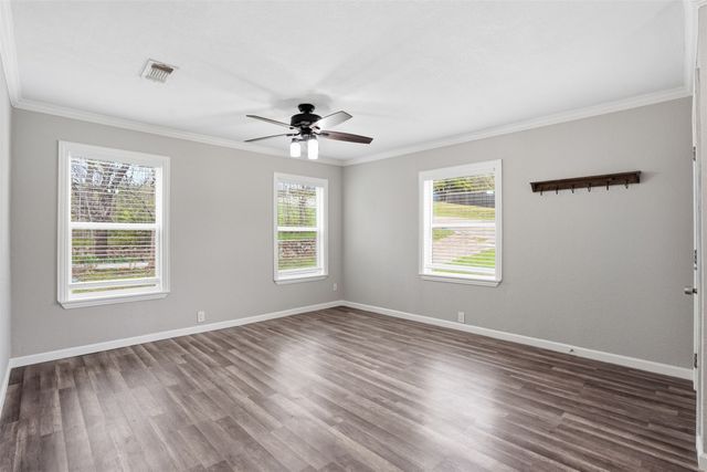 4867 Lawther Drive, River Oaks, TX 76114