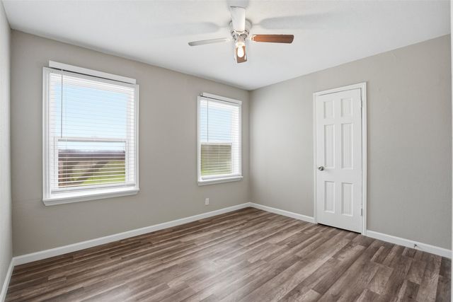 4867 Lawther Drive, River Oaks, TX 76114