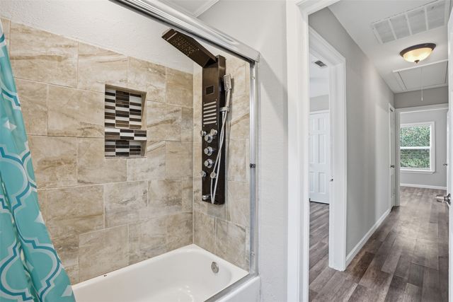 4867 Lawther Drive, River Oaks, TX 76114