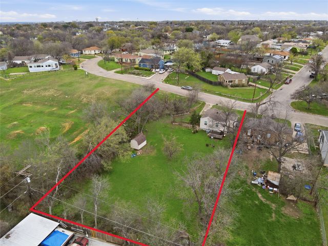 4867 Lawther Drive, River Oaks, TX 76114