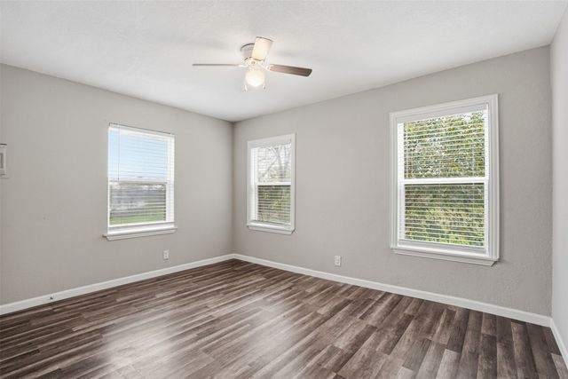 4867 Lawther Drive, River Oaks, TX 76114