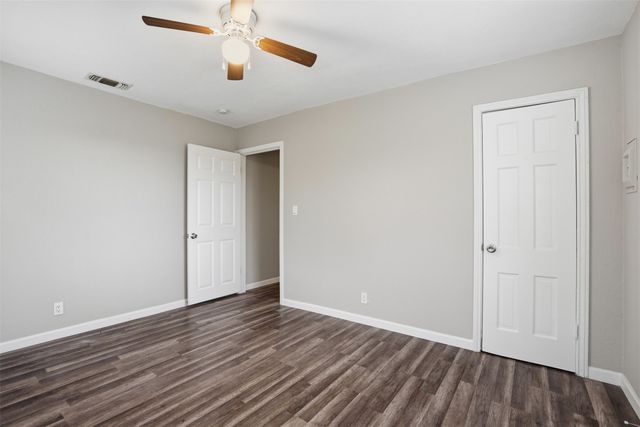 4867 Lawther Drive, River Oaks, TX 76114