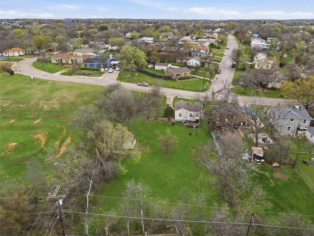 4867 Lawther Drive, River Oaks, TX 76114