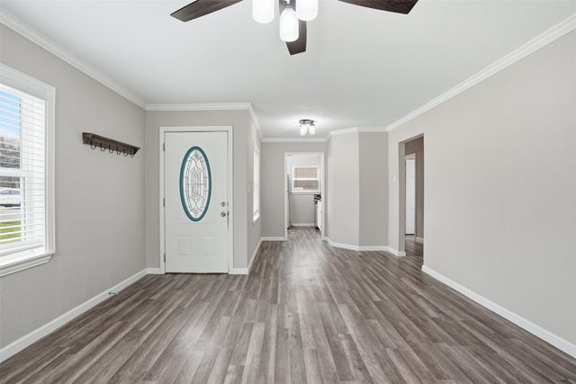 4867 Lawther Drive, River Oaks, TX 76114