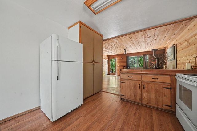 2285 Cedarville Rd, Somerset, CA 95684