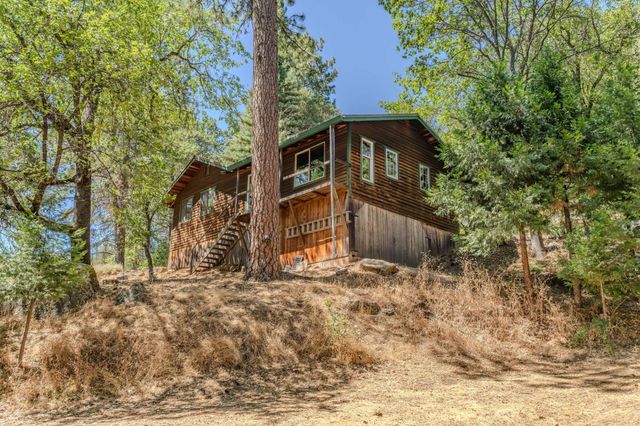 2285 Cedarville Rd, Somerset, CA 95684