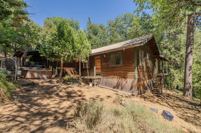 2285 Cedarville Rd, Somerset, CA 95684