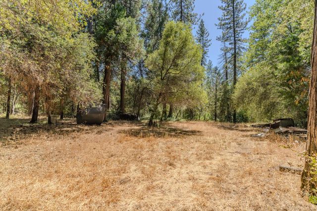 2285 Cedarville Rd, Somerset, CA 95684