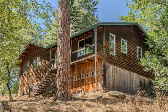2285 Cedarville Rd, Somerset, CA 95684