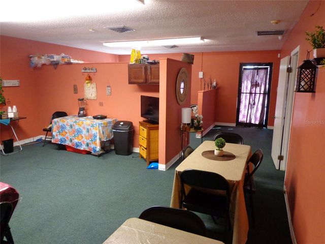 1904 W WATERS AVE, Tampa, FL 33603