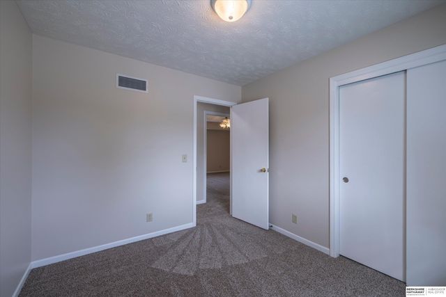 8506 N 83rd Avenue, Omaha, NE 68122