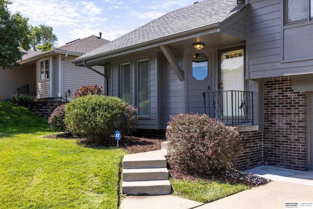 8506 N 83rd Avenue, Omaha, NE 68122