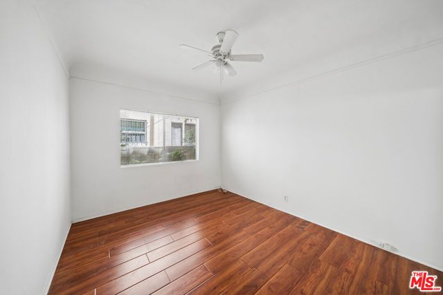 153 S Crescent Drive 3, Beverly Hills, CA 90212