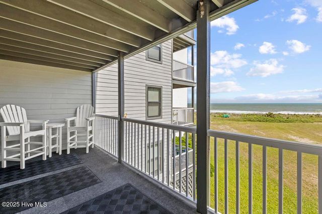 1896 New River Inlet Road 1203, North Topsail Beach, NC 28460