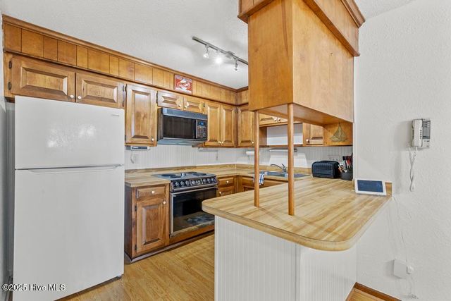 1896 New River Inlet Road 1203, North Topsail Beach, NC 28460