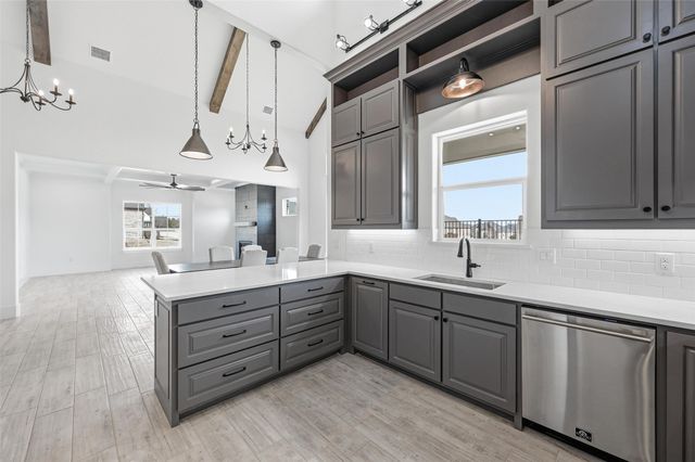 1657 Ethan Circle, Midlothian, TX 76065