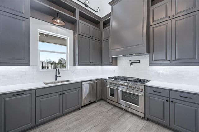 1657 Ethan Circle, Midlothian, TX 76065