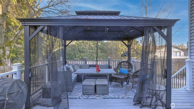 15232 SE 176th Street, Renton, WA 98058