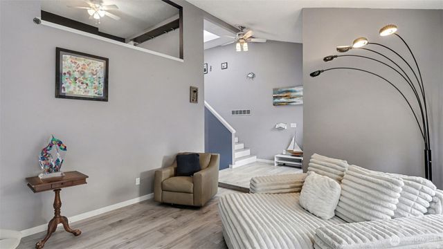 15232 SE 176th Street, Renton, WA 98058