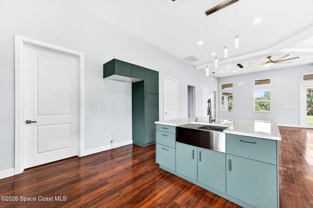 1394 Absaroka Lane, Malabar, FL 32950