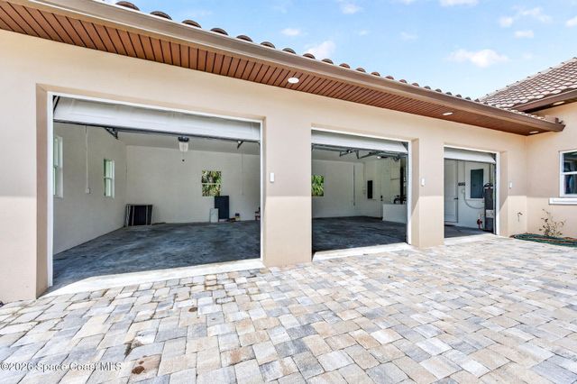 1394 Absaroka Lane, Malabar, FL 32950