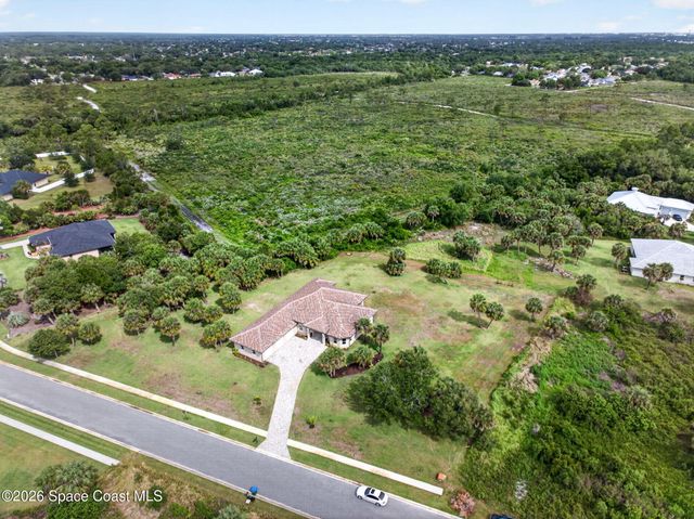 1394 Absaroka Lane, Malabar, FL 32950