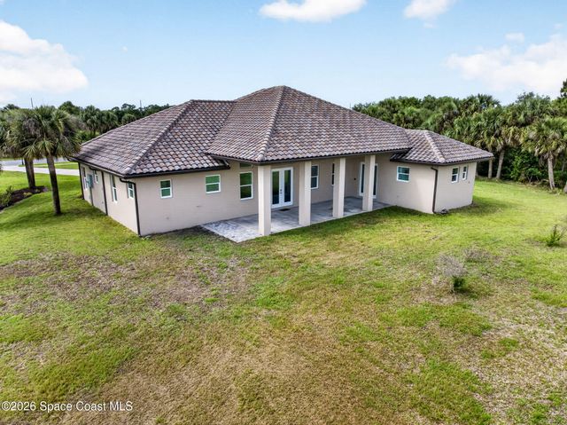 1394 Absaroka Lane, Malabar, FL 32950
