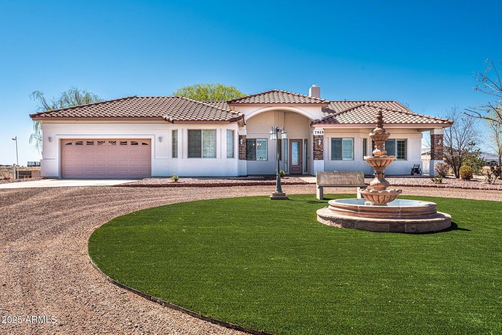 7925 E ACRE Way, Prescott Valley, AZ 86315