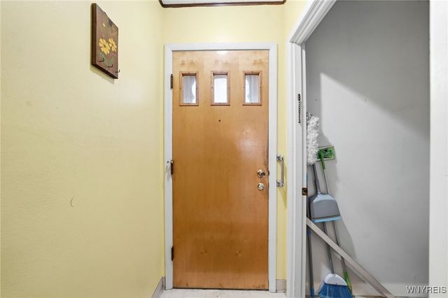 53 Winkler Drive, Tonawanda, NY 14150