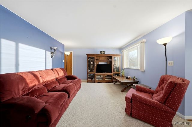 53 Winkler Drive, Tonawanda, NY 14150