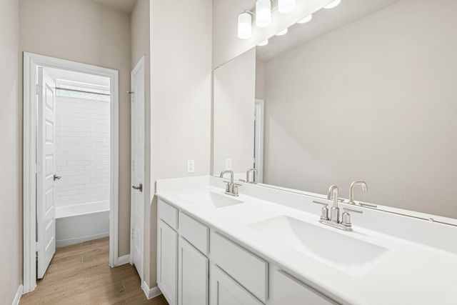 6611 Allens Landing, Needville, TX 77461