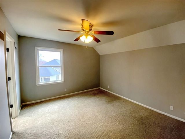 10631 W 109th Street, Overland Park, KS 66210