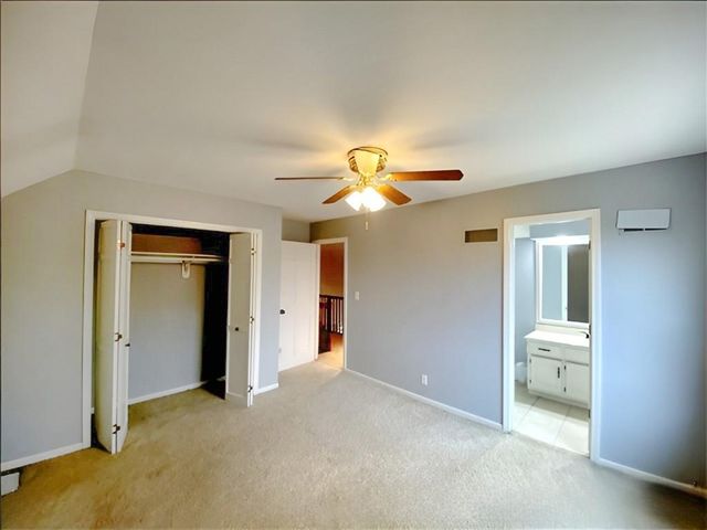 10631 W 109th Street, Overland Park, KS 66210