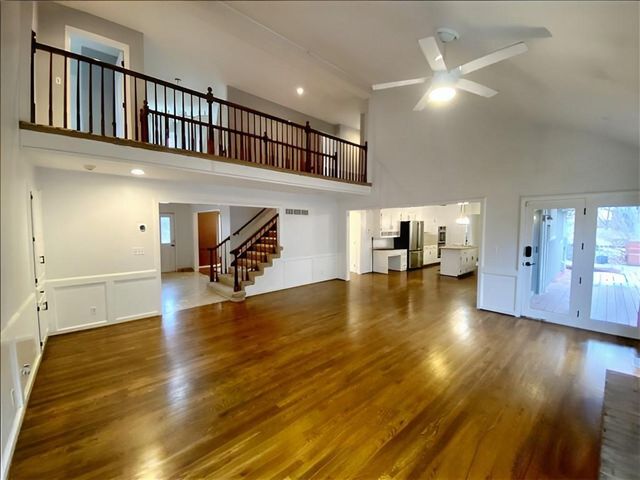 10631 W 109th Street, Overland Park, KS 66210