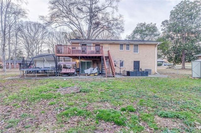 1607 Hillview Avenue, Jonesboro, GA 30236