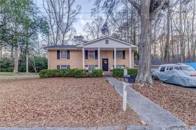 1607 Hillview Avenue, Jonesboro, GA 30236