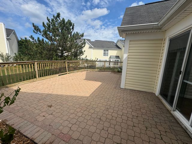 4806 Turnberry Drive, Hoffman Estates, IL 60010