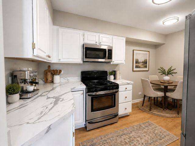 4806 Turnberry Drive, Hoffman Estates, IL 60010