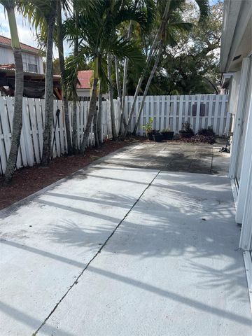 13412 NW 5th Place, Plantation, FL 33325