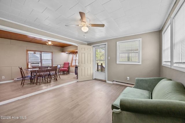 47 Litchfield Road, Creswell, NC 27928