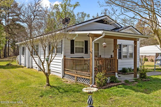 47 Litchfield Road, Creswell, NC 27928