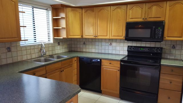 11868 STURBRIDGE Lane, Wellington, FL 33414