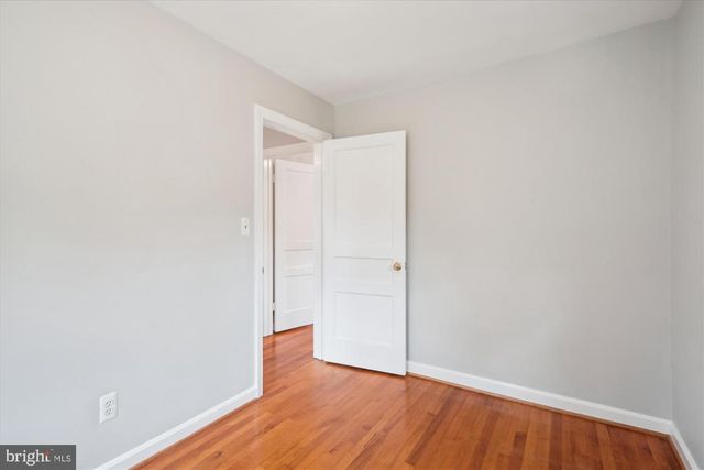 6124 12TH RD N, Arlington, VA 22205