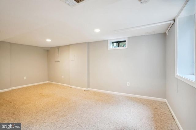 6124 12TH RD N, Arlington, VA 22205