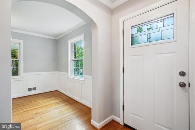 6124 12TH RD N, Arlington, VA 22205