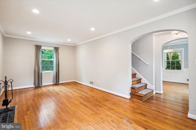 6124 12TH RD N, Arlington, VA 22205