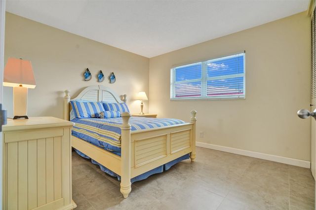 4431 NW 16th Street 209, Lauderhill, FL 33313