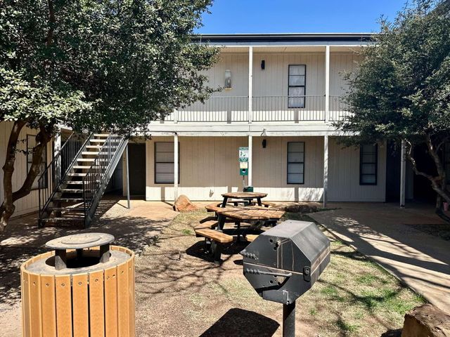 2101 16th Street, 2D, Lubbock, TX 79401